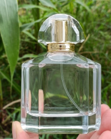 নাম