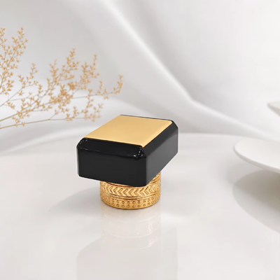 নাম